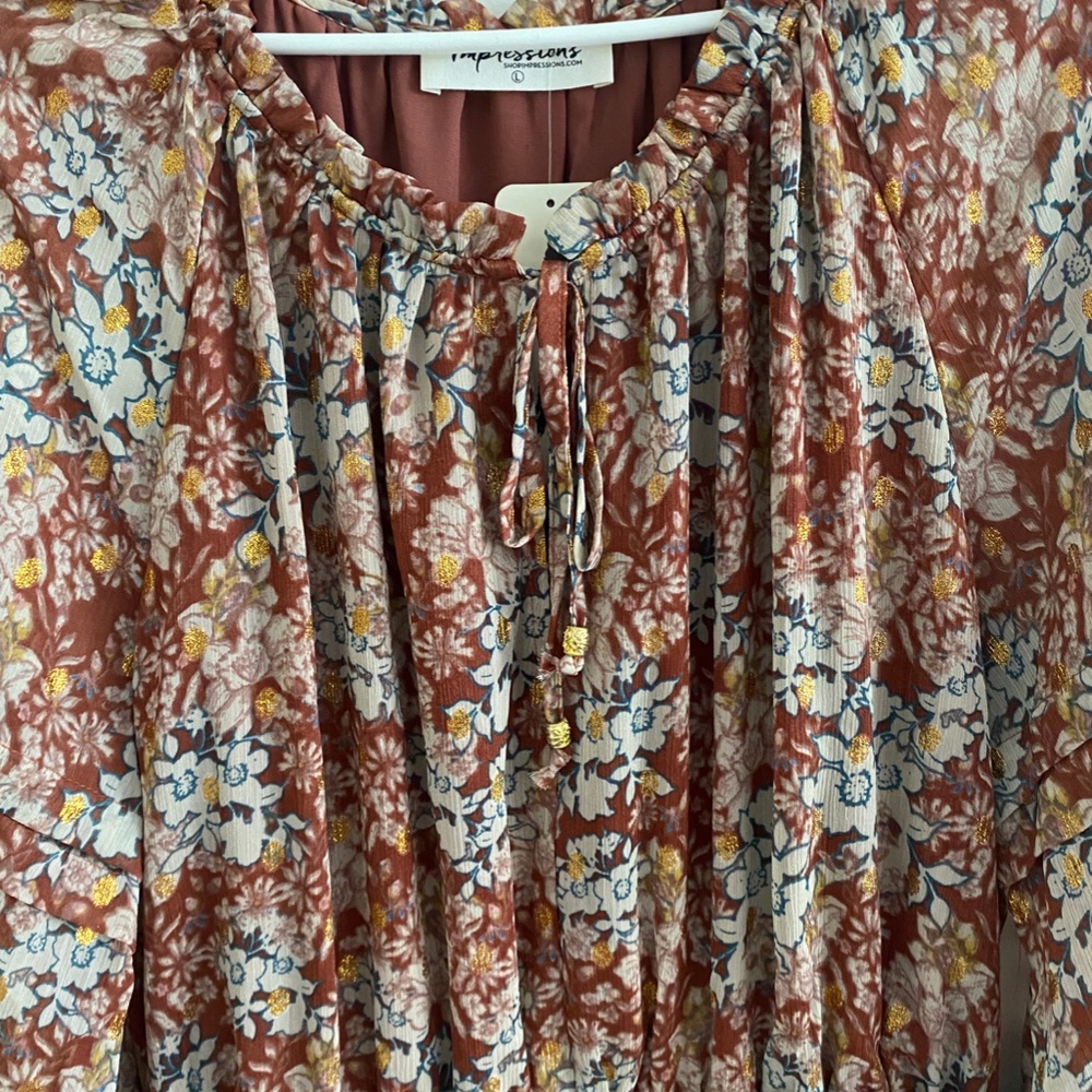 *NWT* TIERED RUFFLE DRESS - Picture 3 of 4